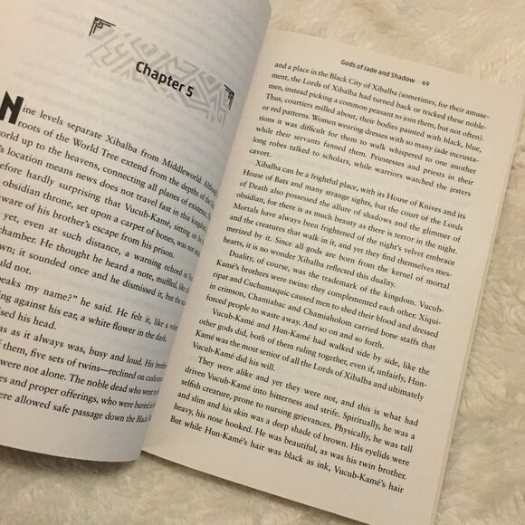 'Gods of Jade and Shadow' Softcover By Silvia Moreno-Garcia - Picture 4 of 7